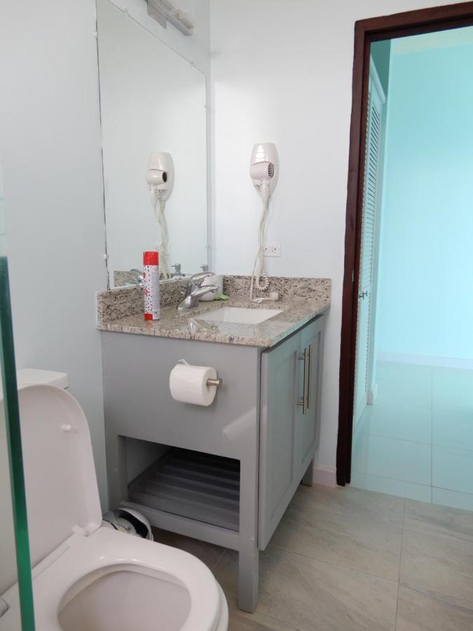 Oistins Bayview Apartments Крайст Чърч Екстериор снимка