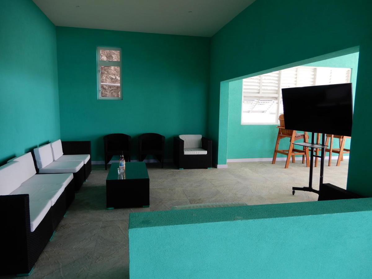 Oistins Bayview Apartments Крайст Чърч Екстериор снимка